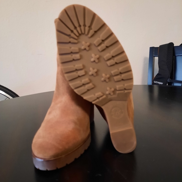 Michael Kors Boot 10 - Picture 2 of 8